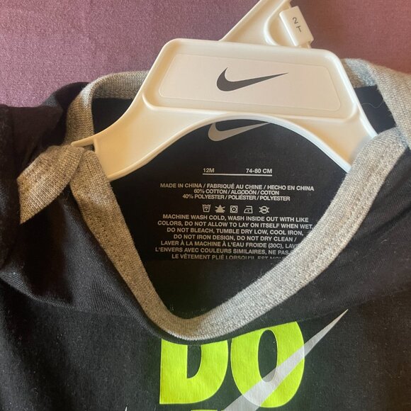 NWT - Nike "just do it" long sleeve onesie 12m - NEW - Picture 2 of 4